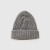 Hat with cable knit