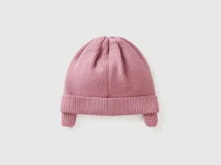 Hat with ear flaps