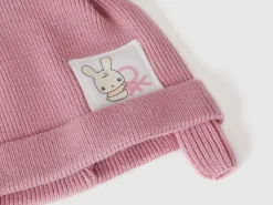 Hat with ear flaps