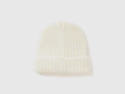 Hat with rhinestone logo