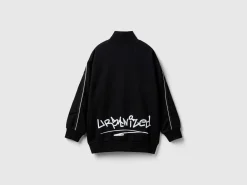 High neck sweatshirt with graffiti print