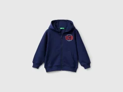 Hoodie with logo