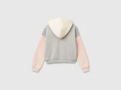 Hoodie with sequins