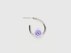 Hoop earrings with roses