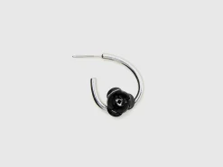 Hoop earrings with roses