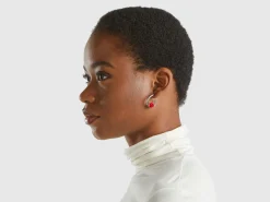 Hoop earrings with roses