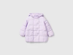 Jacket with detachable hood