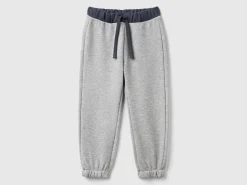 Joggers with drawstring