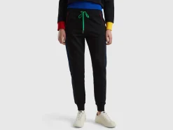 Joggers with drawstring