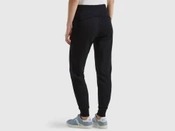 Joggers with drawstring