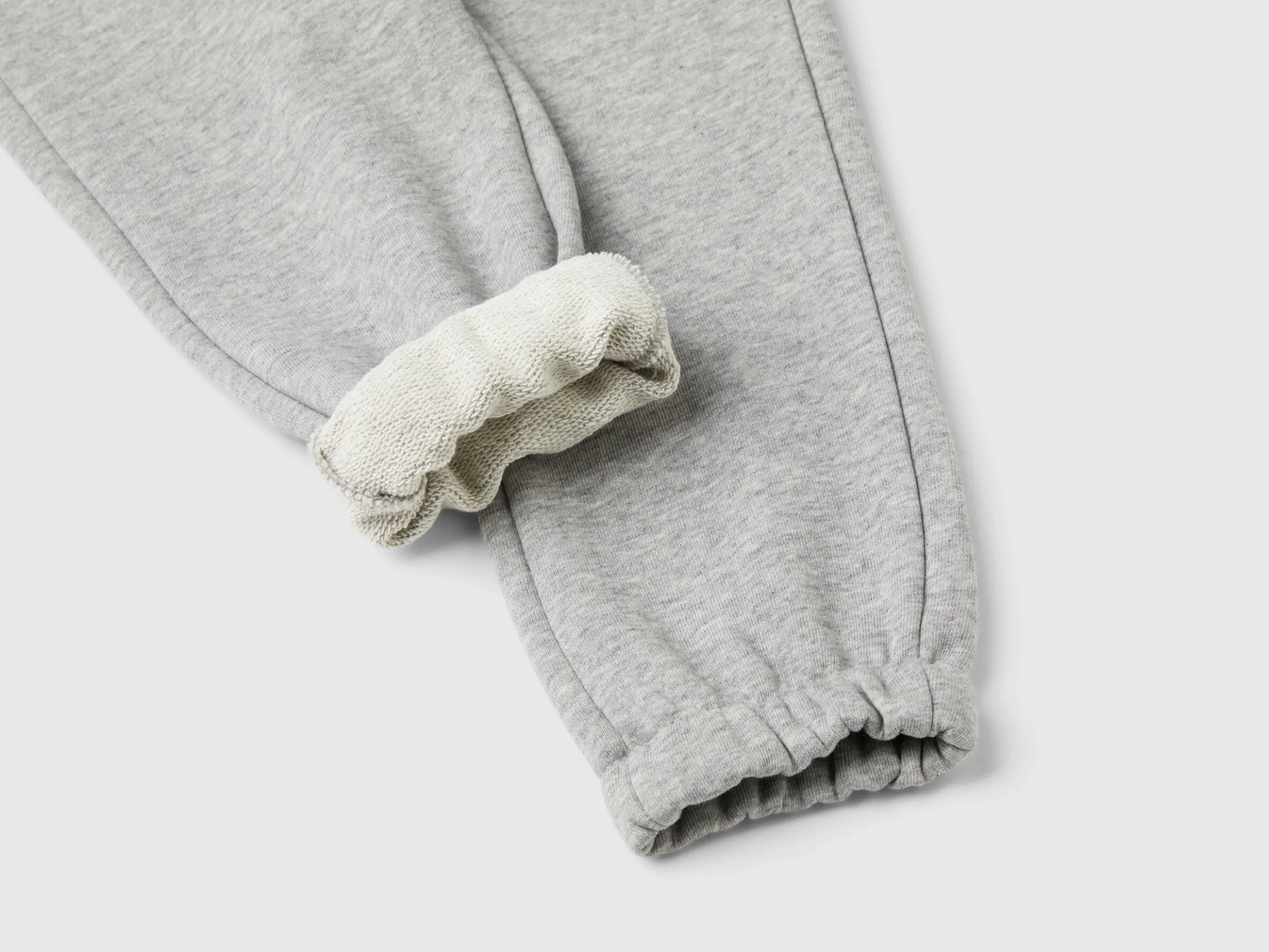 Joggers with drawstring
