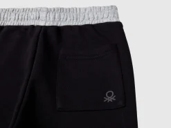 Joggers with drawstring