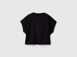 Kimono sleeve t-shirt