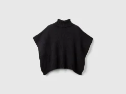 Knit cape with lurex