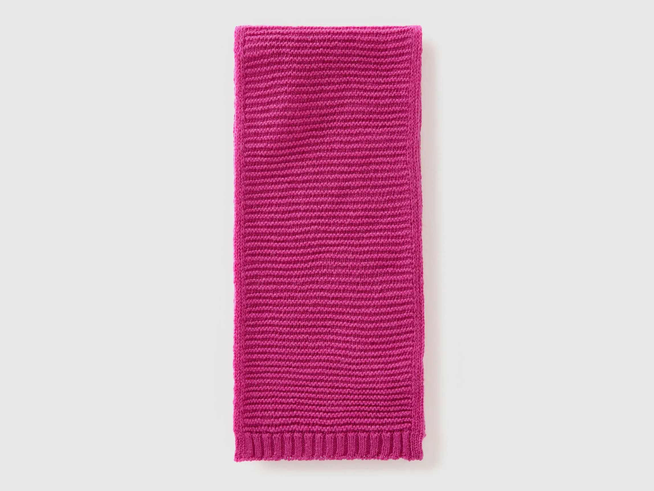 Knit scarf in stretch wool blend