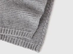 Knit scarf in stretch wool blend