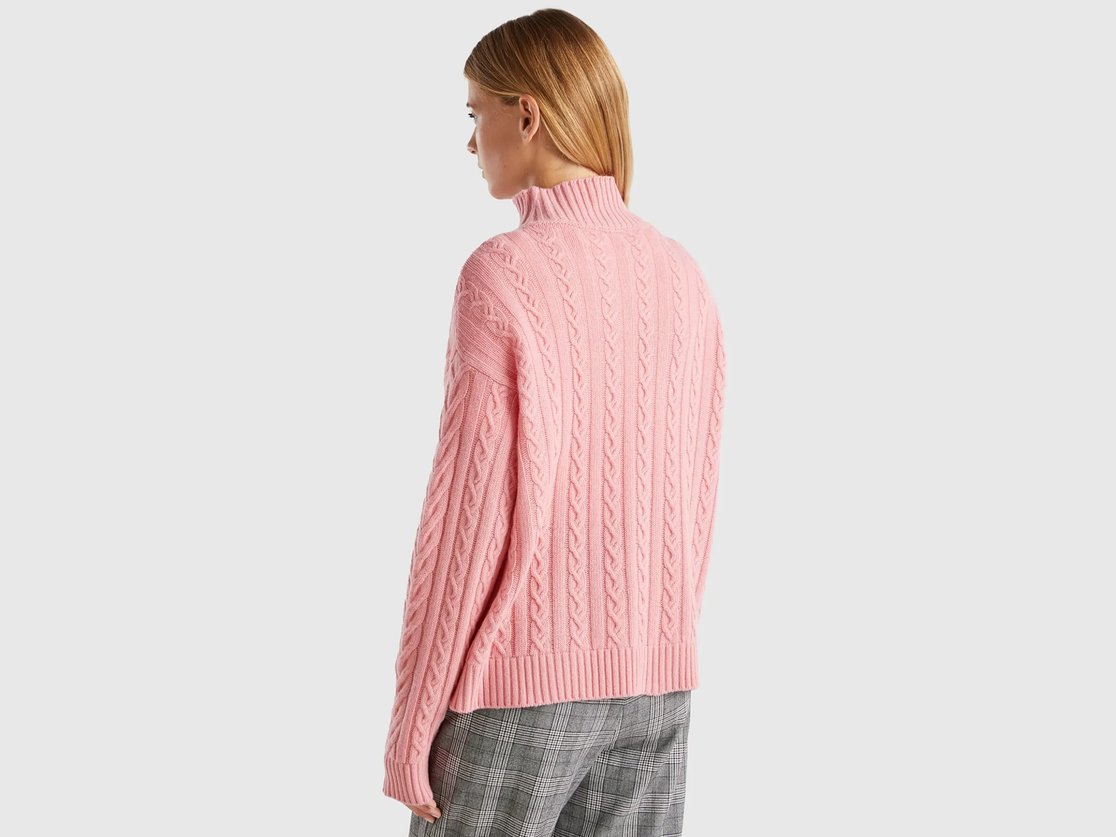Knit turtle neck sweater