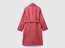 Lightweight houndstooth coat