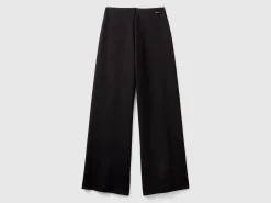 Lightweight sweatpants in cotton and Modal® blend
