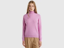 Lilac turtleneck sweater in pure Merino wool