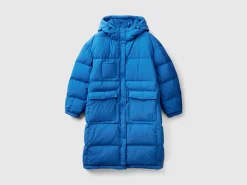Long puffer jacket with recycled feathers