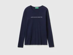Long sleeve dark blue t-shirt in 100% cotton