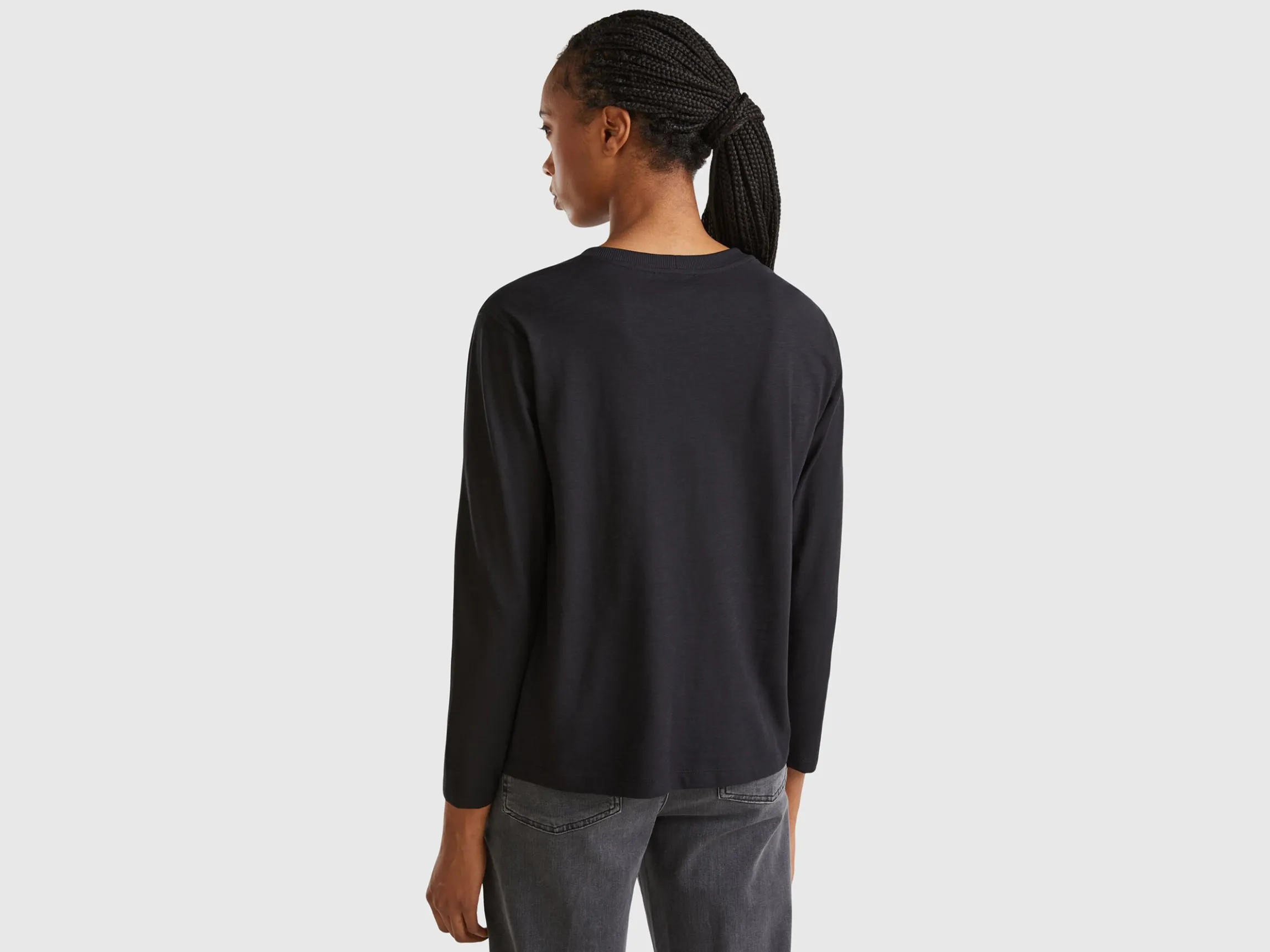 Long sleeve light cotton t-shirt