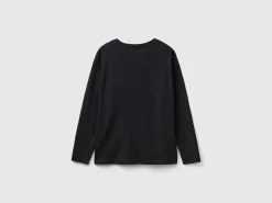 Long sleeve light cotton t-shirt