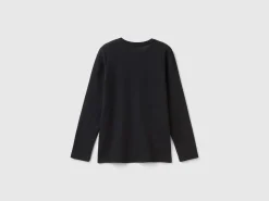 Long sleeve t-shirt with glittery print