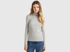 Long sleeve t-shirt with high neck