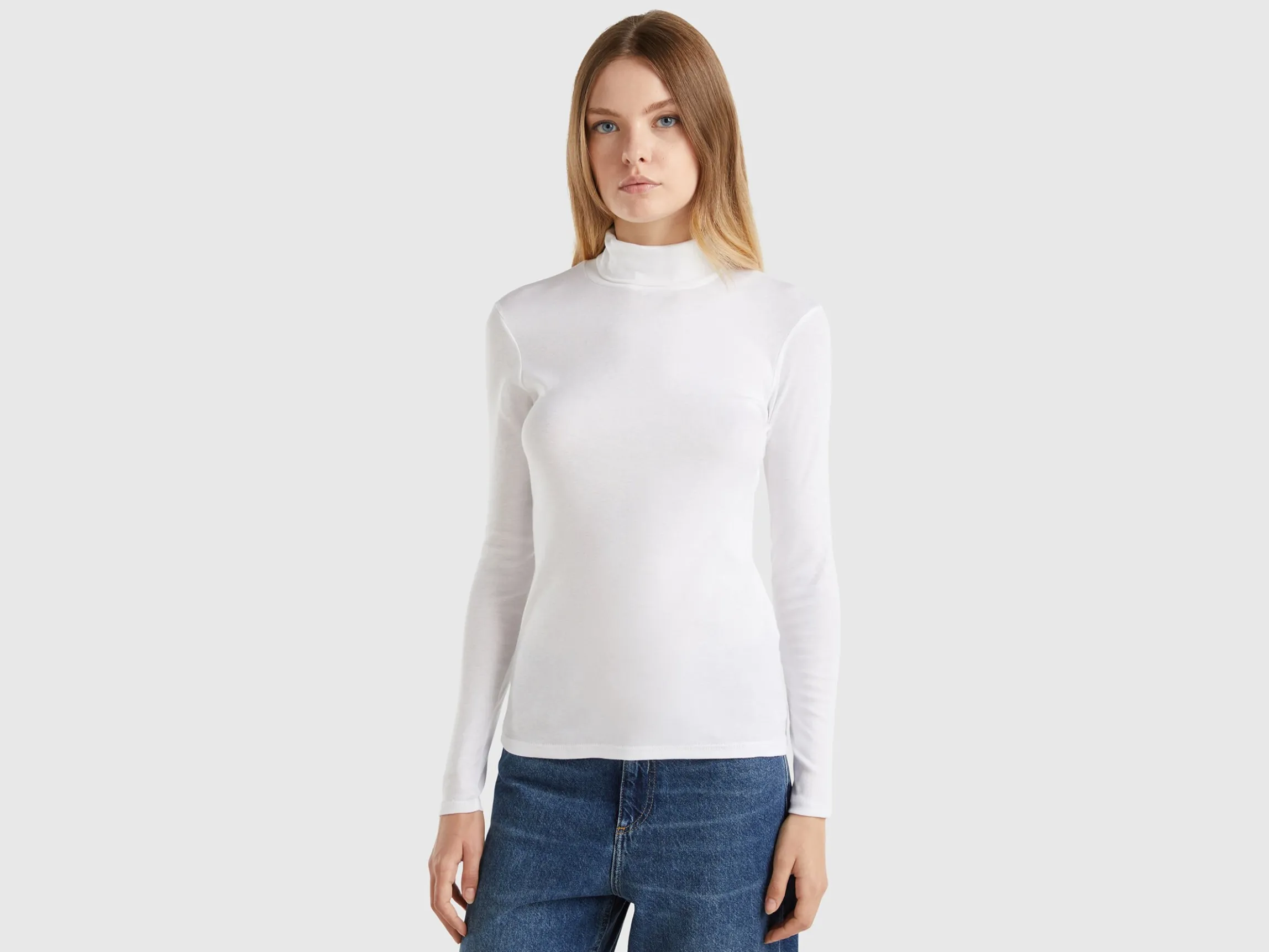 Long sleeve t-shirt with high neck