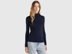 Long sleeve t-shirt with high neck