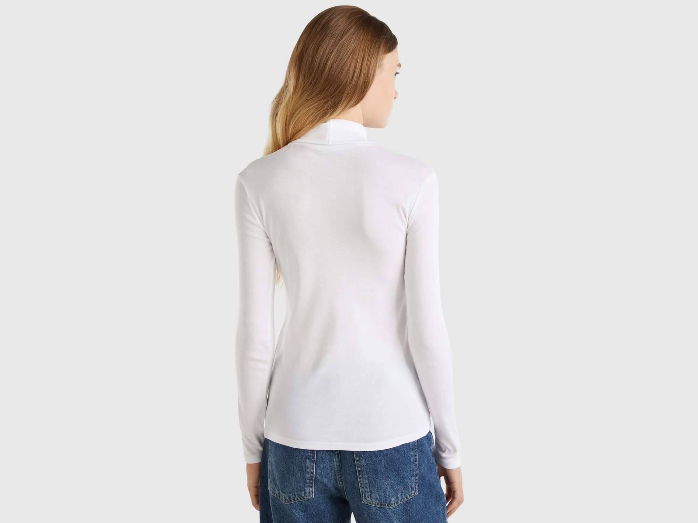 Long sleeve t-shirt with high neck