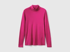 Long sleeve t-shirt with high neck
