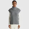 Long vest with high neck
