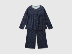 Loose-fitting polka-dot pyjamas in organic cotton
