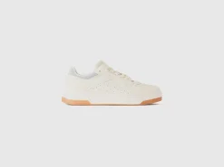 Low-top sneakers in imitation suede