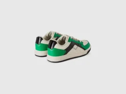 Low-top sneakers in imitation leather