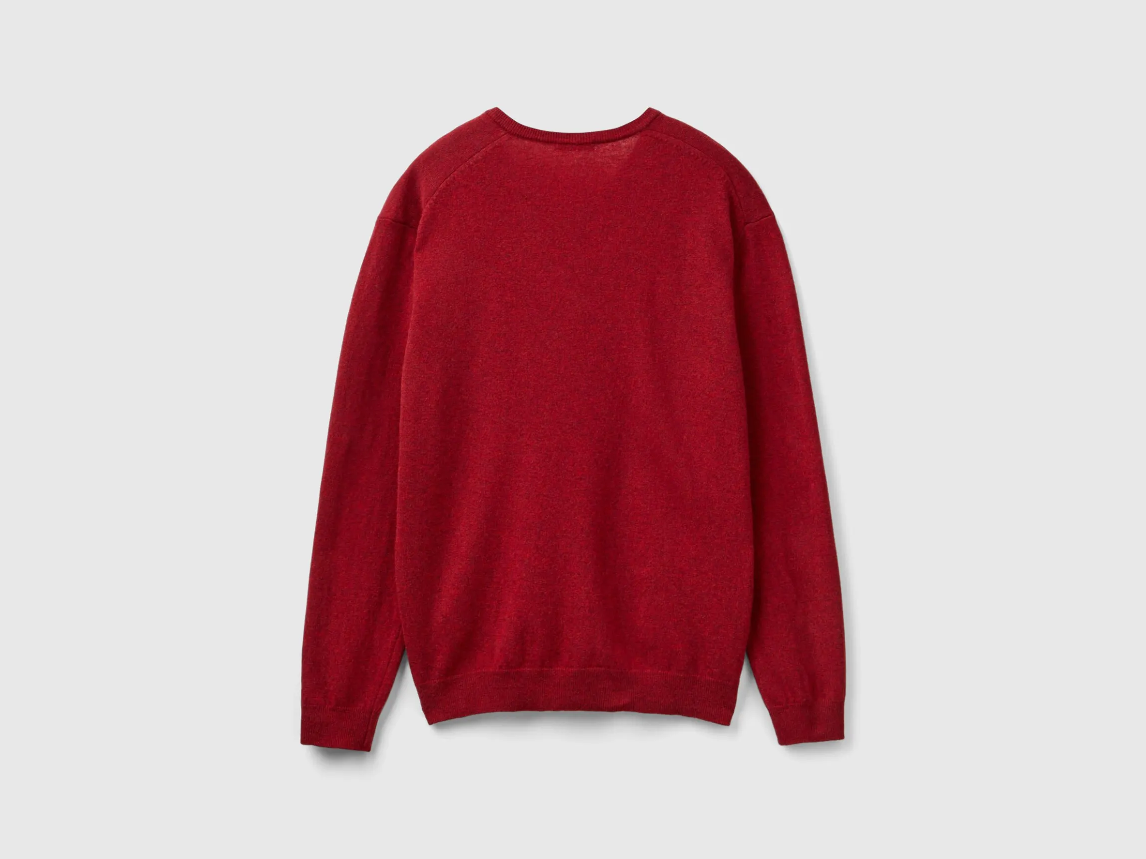 Marl red V-neck sweater in pure Merino wool