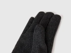 Microfiber gloves