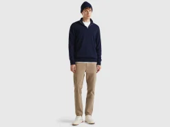 Midnight blue zip-up sweater in 100% Merino wool