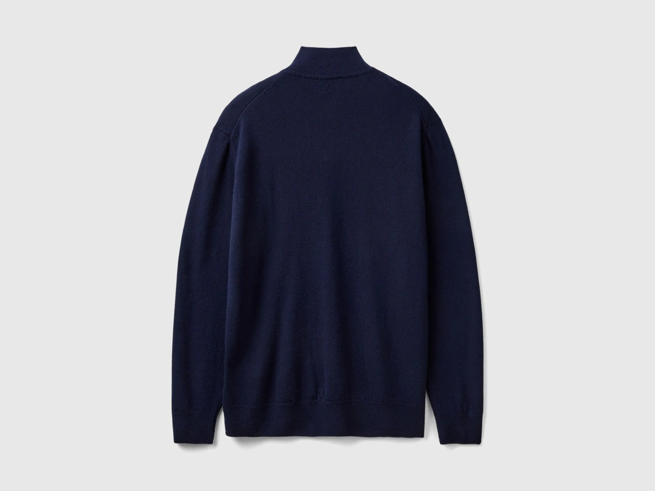 Midnight blue zip-up sweater in 100% Merino wool