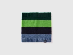 Multicolor striped neck warmer