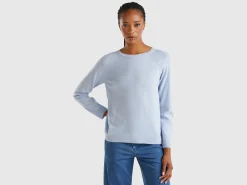 Ocean blue crew neck sweater in wool and cashmere blend