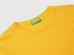 Ochre yellow crew neck sweater in pure Merino wool