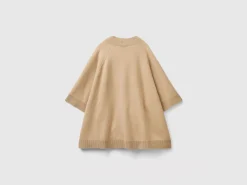 Open knit cape