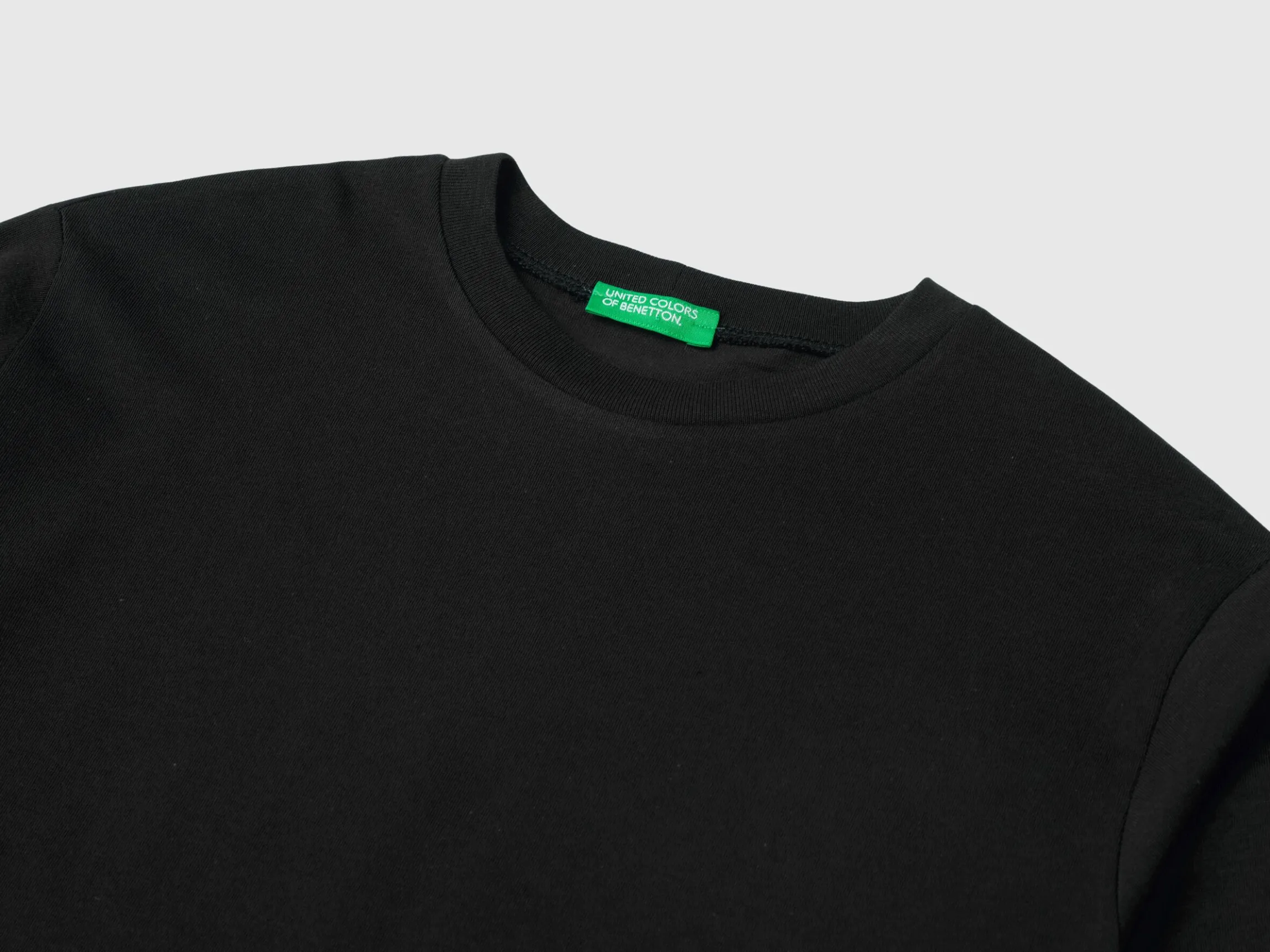 100% organic cotton crew neck t-shirt