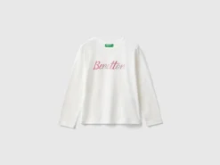 Organic cotton t-shirt with glittery print