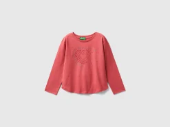 Organic cotton t-shirt with glittery print