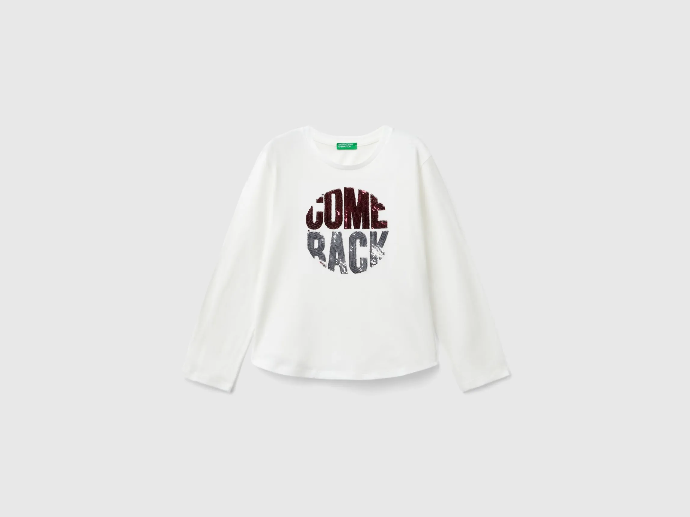 Organic cotton t-shirt with sequins